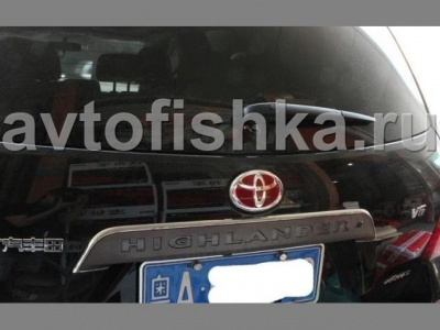 Toyota Vios (06-11) оригинальные красные эмблемы на капот и заднюю крышку багажника, комплект 2 шт.